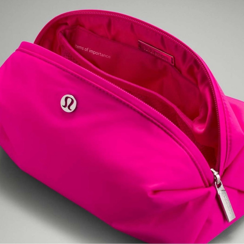 ISO 💗 DO NOT BUY!!!! Lululemon Athletica Feeling Ready Pouch - Sonic Pink
